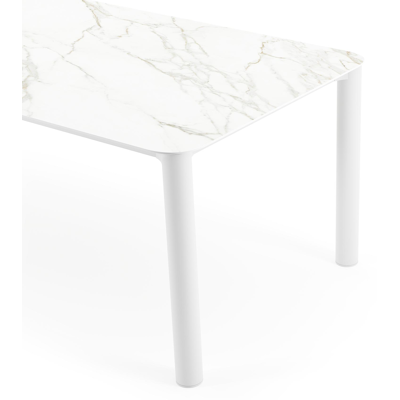 Orso tuintafel rechthoekig afgerond in wit aluminium en volkeramiek calacatta - L 240 x B 100 x H 73.5 cm
