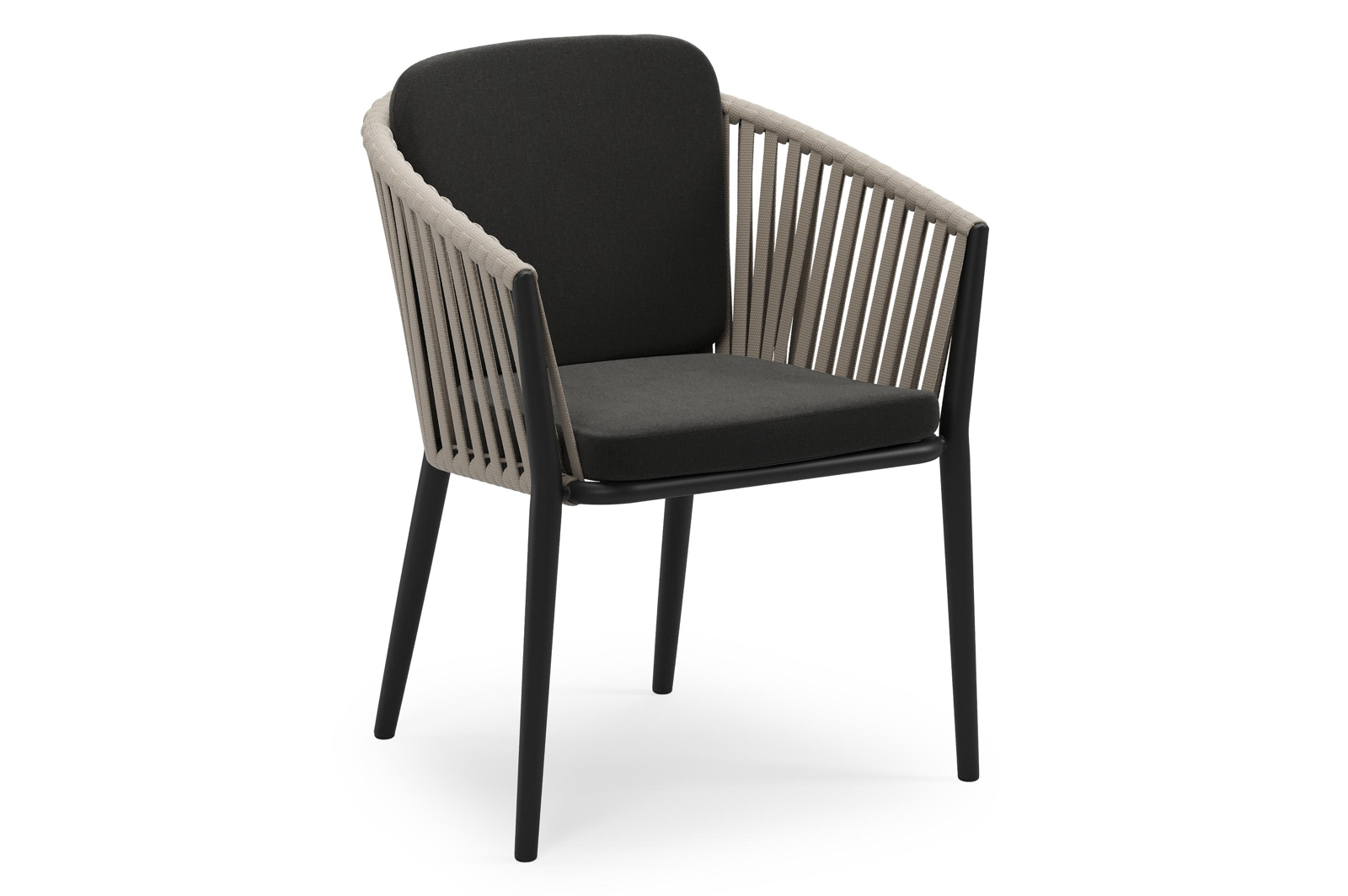 Chaise de jardin empilable Orso en aluminium noir et corde large plate de luxe tissée verticalement beige avec coussin en All Weather Sunbrella® Luxe Natte Sooty