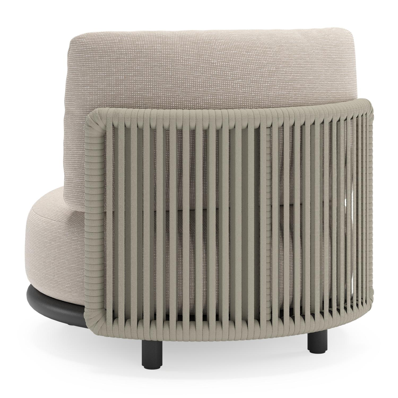 Lomano loungestoel in zwart aluminium en beige verticaal geweven luxe vlakke rope met Tundra Pepper all weather sunbrella® luxe