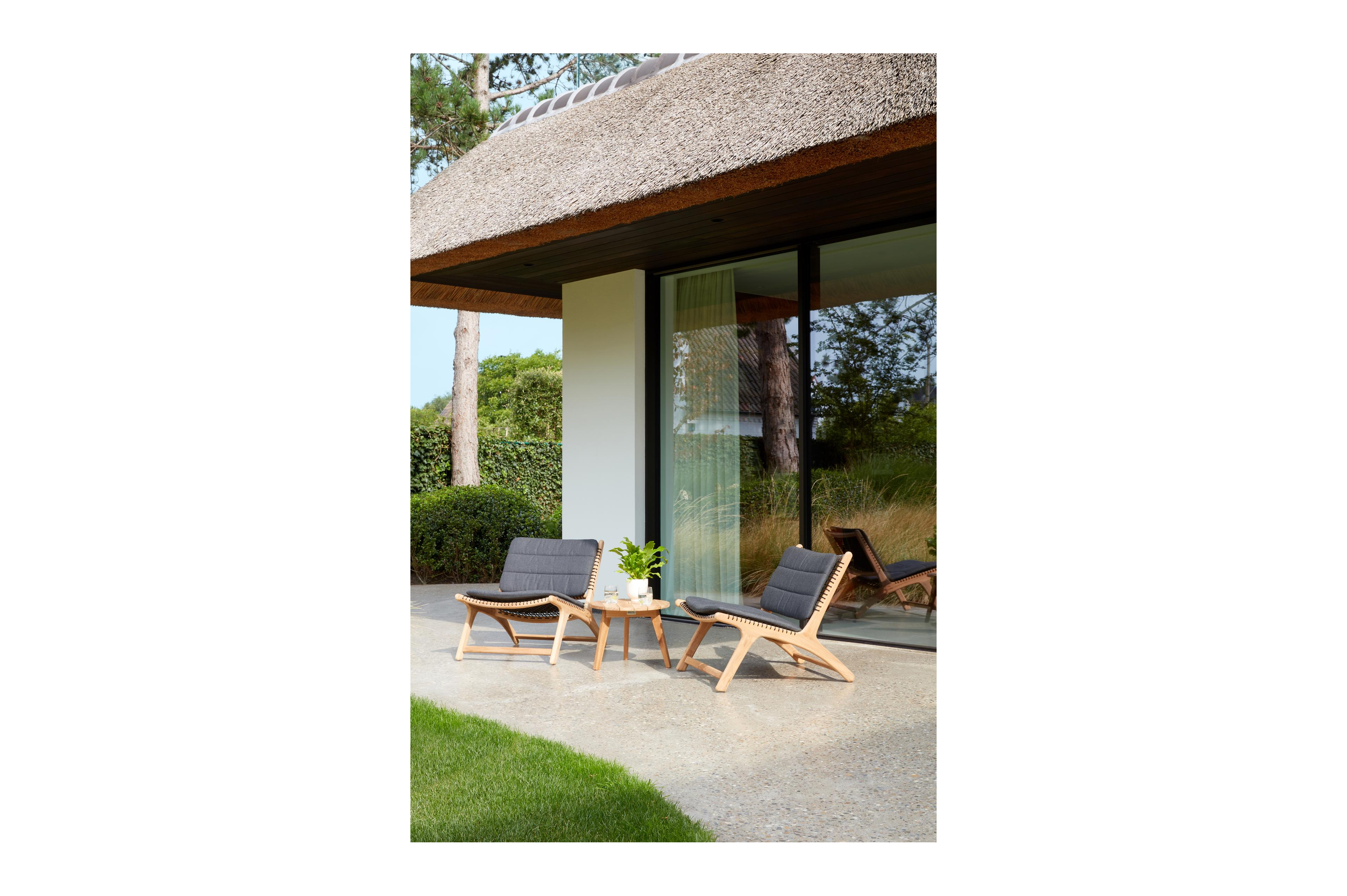 Cosito loungezetel 1-zit in teak en zwart wicker