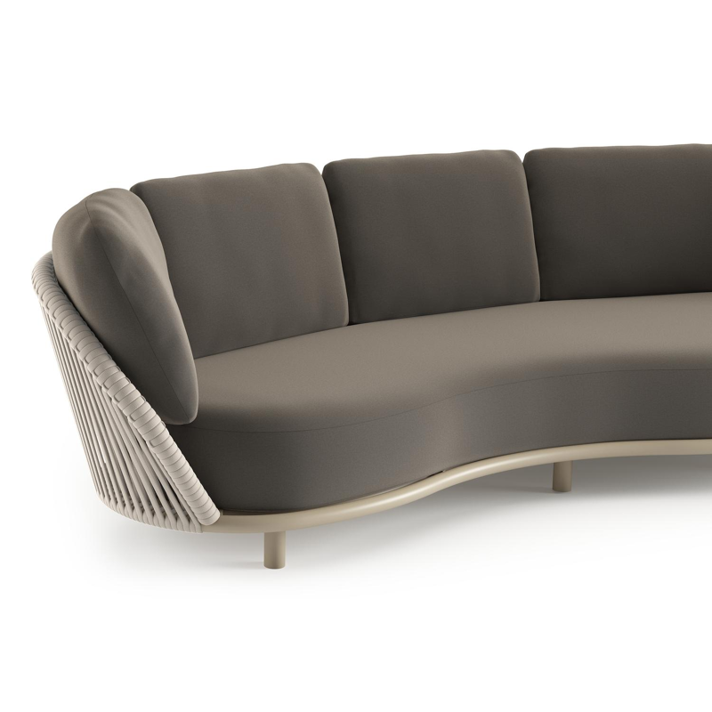Lupino loungebank in beige aluminium en beige verticaal geweven luxe vlakke brede rope met natte carbon beige all weather sunbrella® luxe kussen