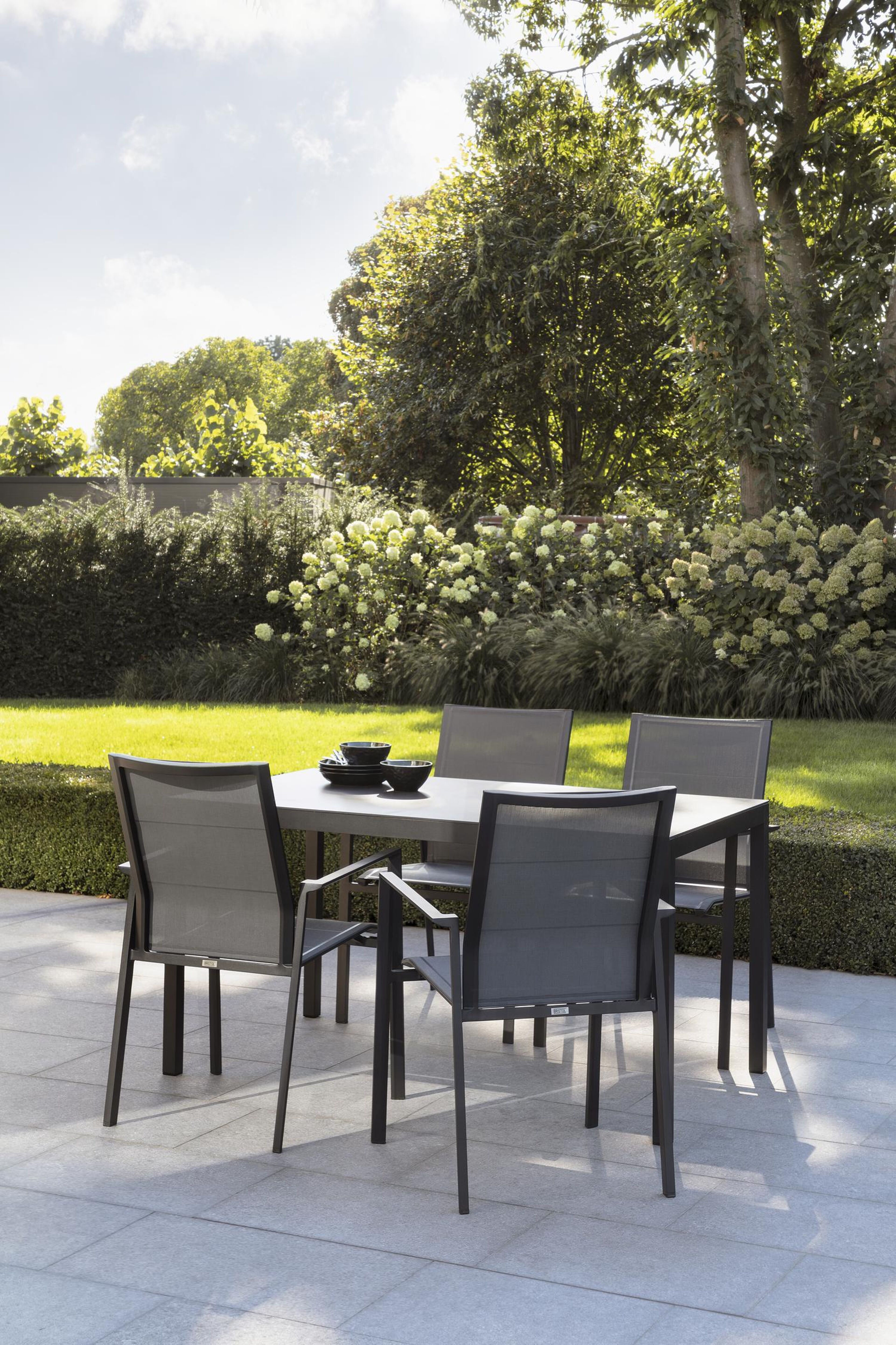 Cirello stapelbare tuinstoel in zwart aluminium en grijs textilene