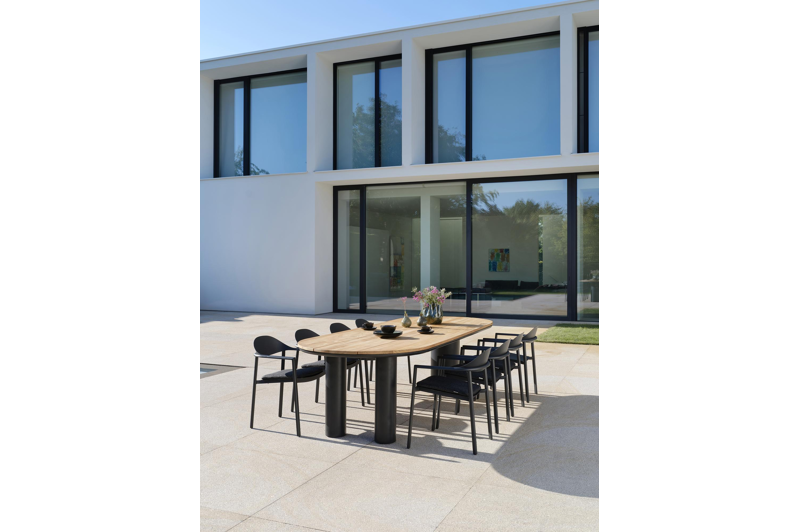 Organo tuintafel ovaal in zwart aluminium en teak - L 300 x B 110 x H 74 cm