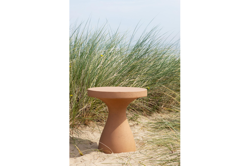 Lomo bijzettafel in roestbruin beton roestbruin - Dia. 50 x H 54 cm