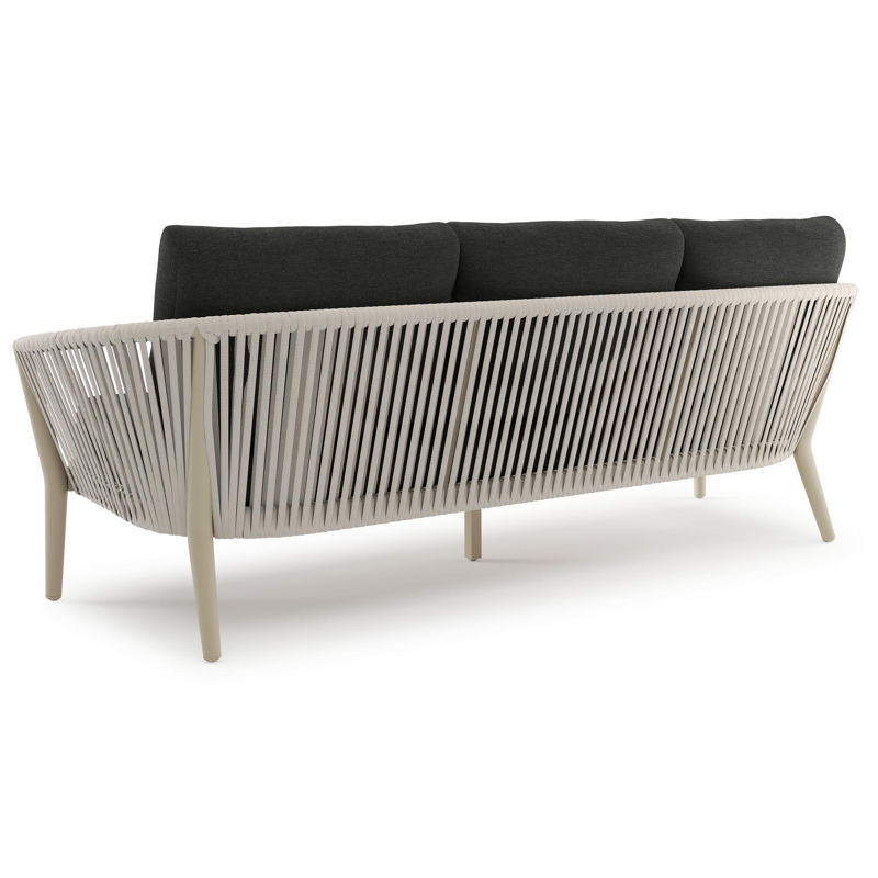 Orso loungeset in beige aluminium en beige verticaal geweven ronde rope met Chartres Sooty all weather sunbrella® luxe kussen