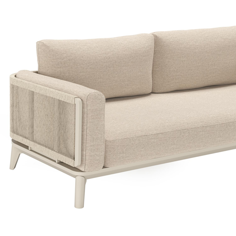 Salon de jardin Mosa en aluminium beige et résine tressée torsadée beige et coussins en weather+ softtouch rustic