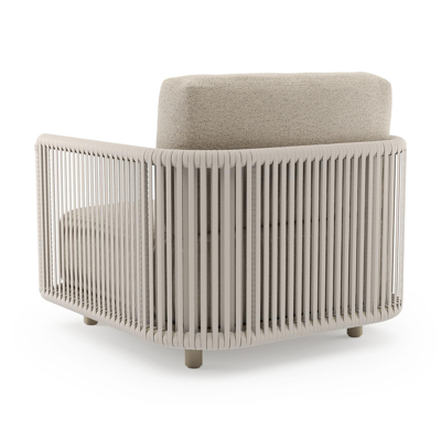 Organo loungestoel in beige aluminium en beige verticaal geweven luxe vlakke rope met marbella beige All Weather Cosytica kussen