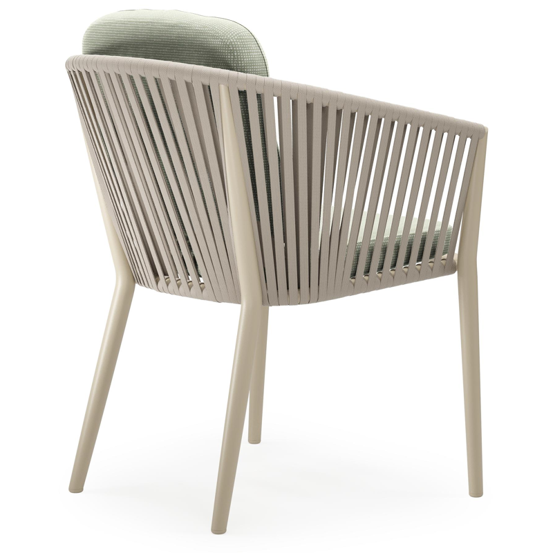 Orso tuinstoel in beige aluminium en beige verticaal geweven vlakke rope met luxe zitkussen in All Weather Sunbrella® Luxe Slow Spirea