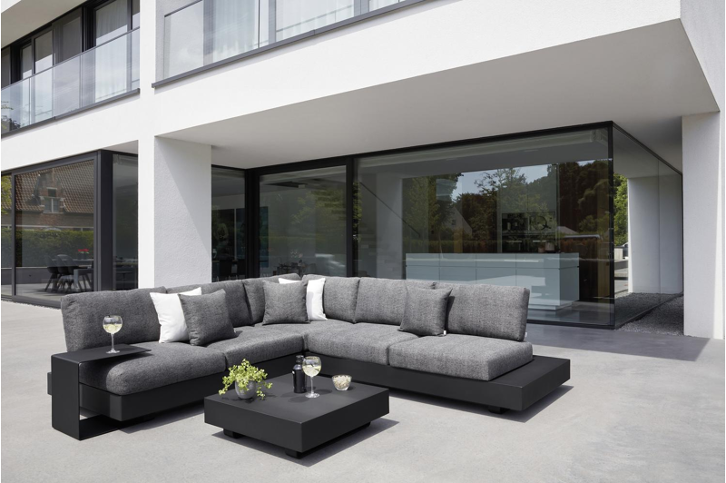 Table d'appoint Tufo en aluminium noir - Lg 40 x larg. 47 x H 45 cm