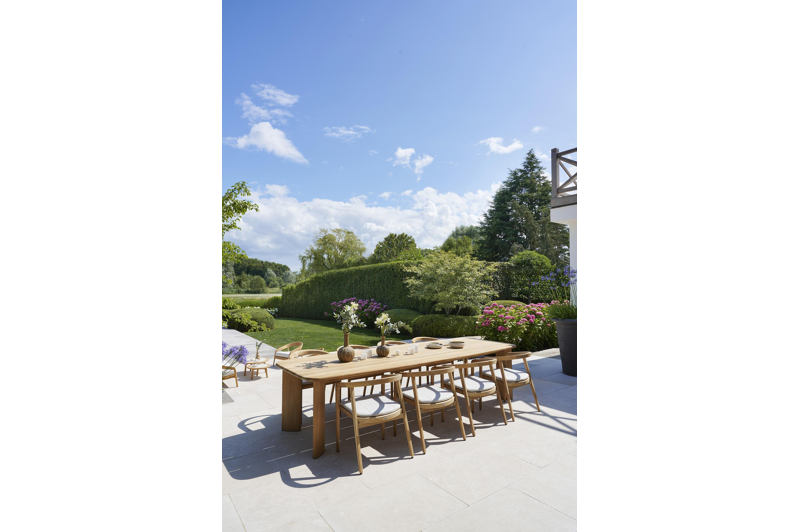 Lacrima teak stoelkussen in all weather sunbrella® luxe lopi marble