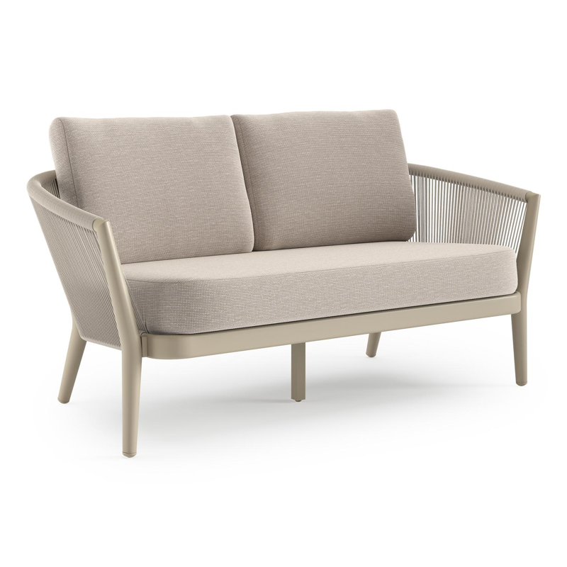 Orso loungebank in beige aluminium en beige verticaal geweven ronde rope met Slow Farafra all weather sunbrella® luxe kussen