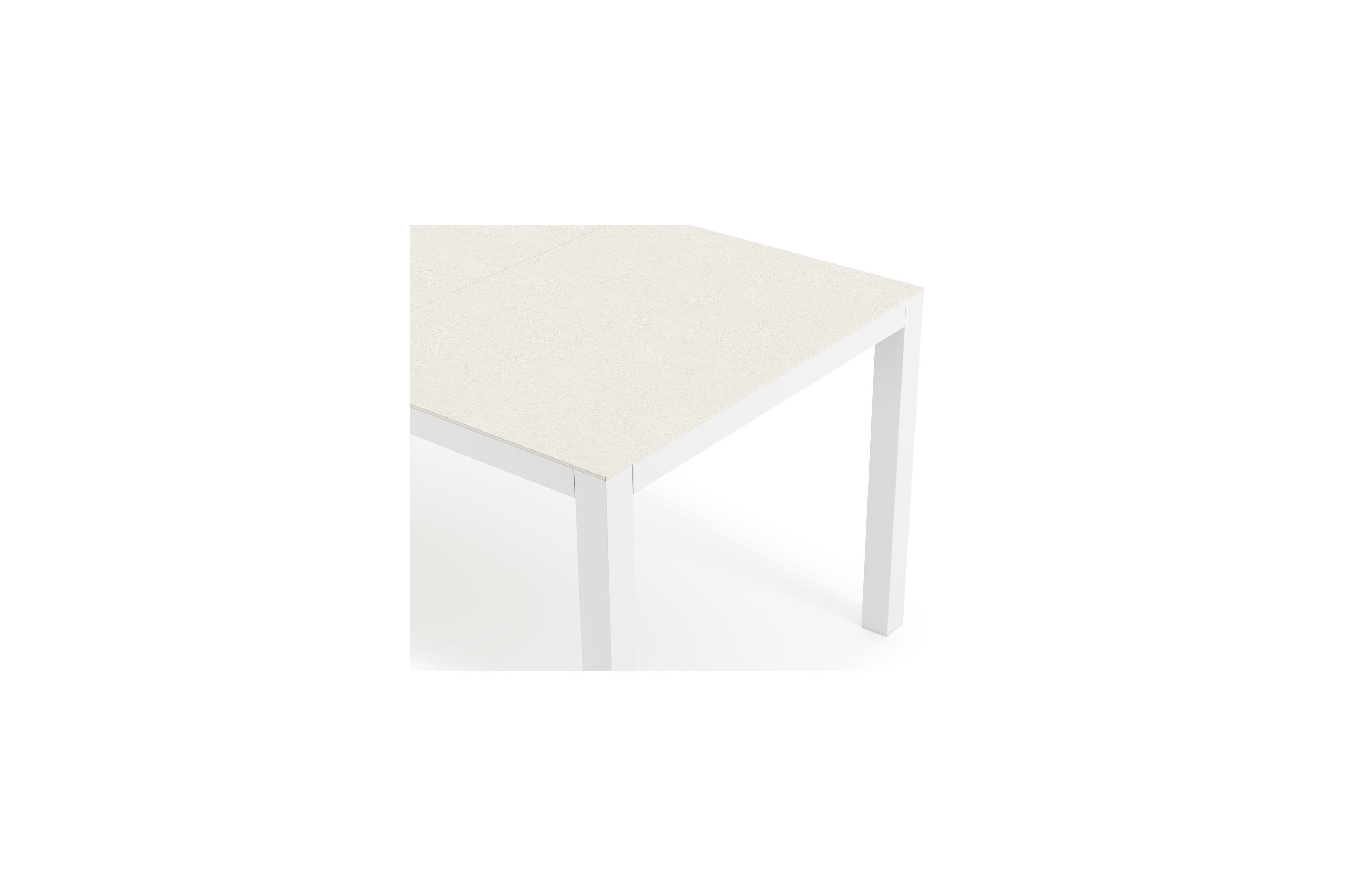 Toma tuinset rechthoekig in wit aluminium en sintered stone beige met 6 Salto tuinstoelen