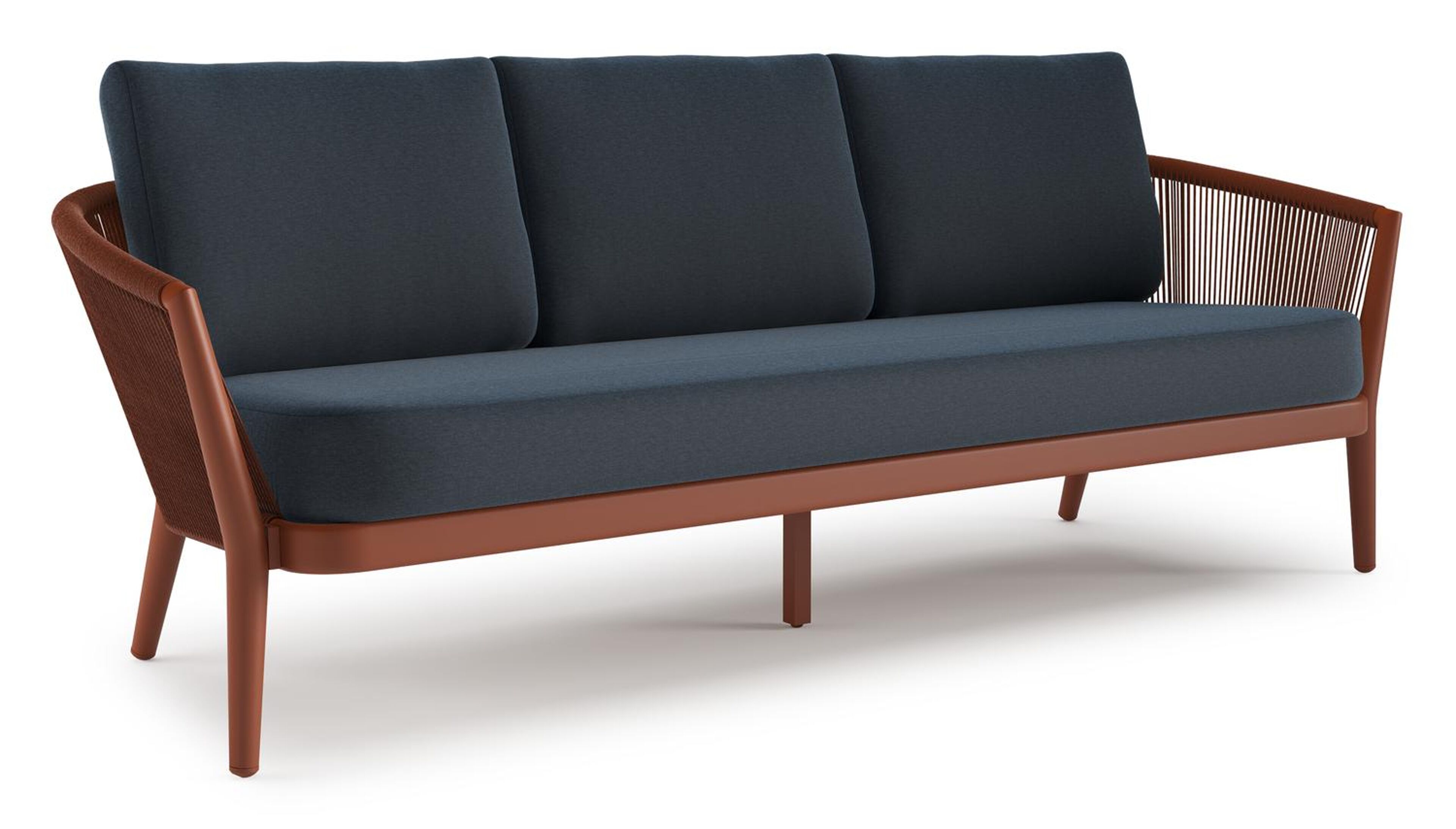 Orso loungebank in roestbruin aluminium en roestbruin verticaal geweven ronde rope met Heritage Indigo All Weather Sunbrella® luxe kussen
