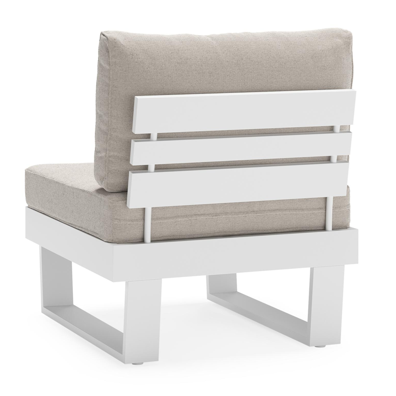 Alora loungestoel in wit aluminium met beige weather+ softtouch kussens