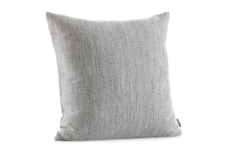 Sierkussen 45 x 45 cm in all weather sunbrella® luxe savane nimbus