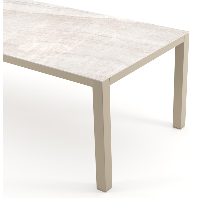 Como tuintafel rechthoekig in beige aluminium en volkeramiek Taj Mahal - L 240 x B 100 x H 73 cm