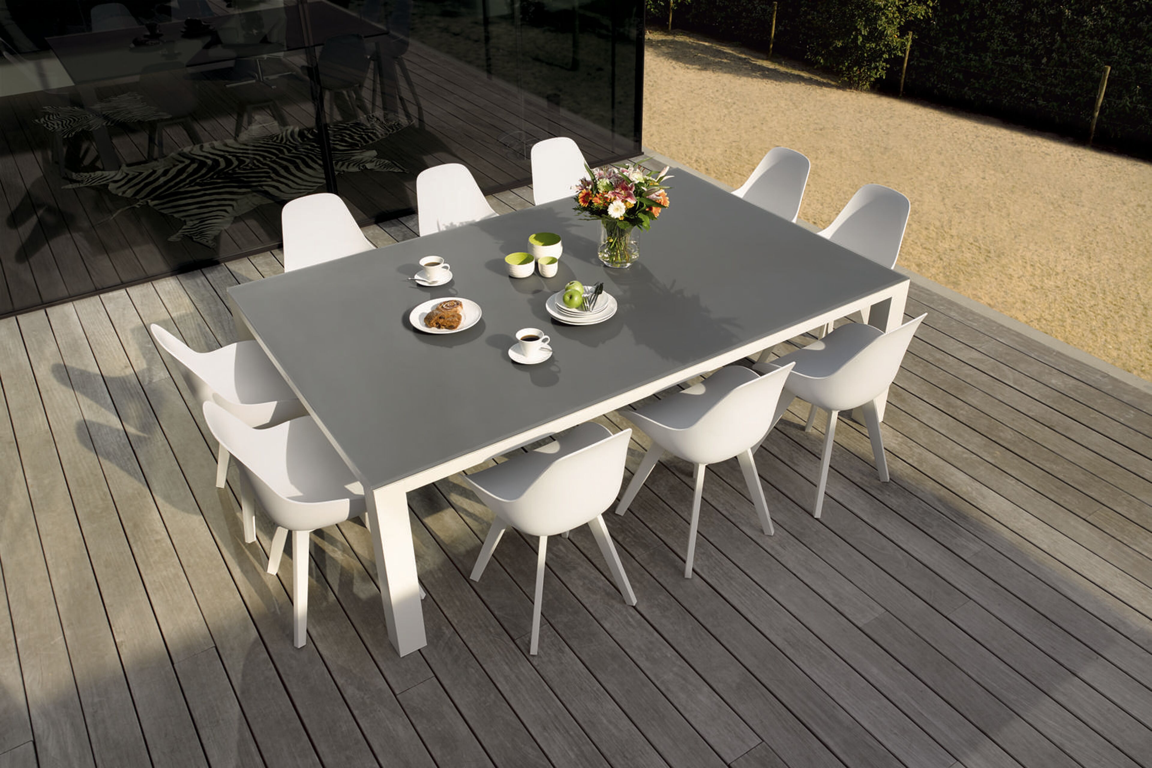 Mesa tuinstoel in wit aluminium en wit kunststof