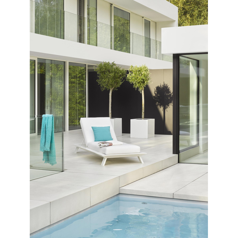 Sierkussen 45 x 45 cm in all weather sunbrella® luxe solid aruba