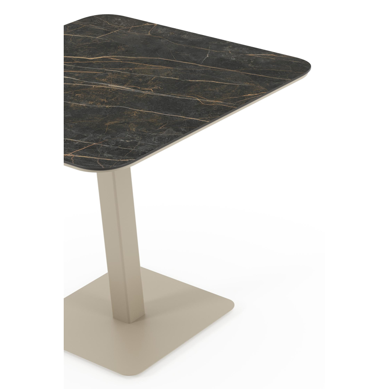 Fano kantelbare tuintafel afgerond vierkant in beige aluminium en volkeramiek Black Obsession - L 80 x B 80 x H 72.5 cm