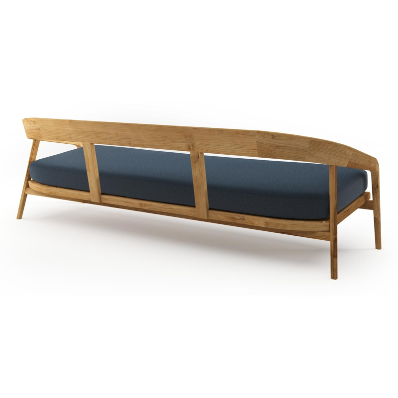 Lacrima loungebank in teak met heritage indigo all weather Sunbrella® luxe kussen