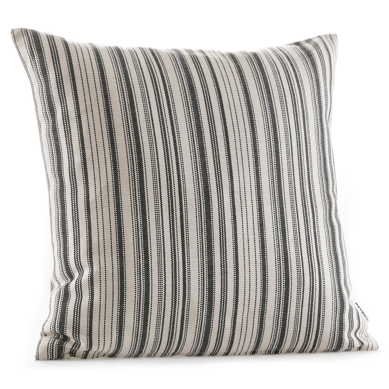 Coussin déco 55 x 55 cm en all weather sunbrella® luxe foutah petanque