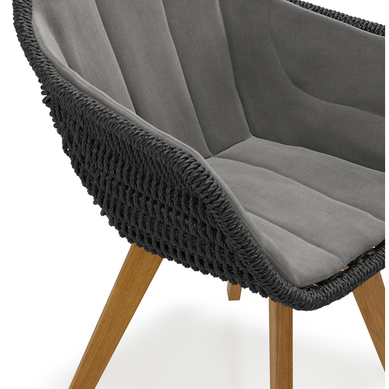 Pagino tuinstoel in teak en zwart ronde wicker met zitkussen in All Weather Sunbrella® Luxe Natte Charcoal Chine