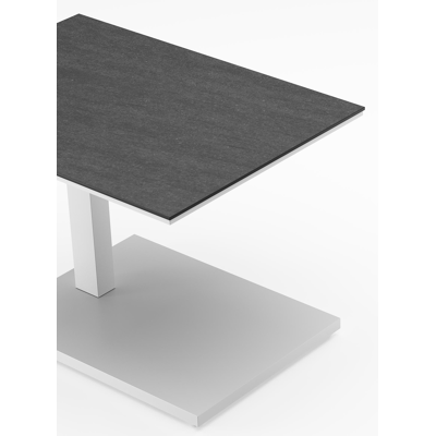 Table d'appoint pop-up Cirello rectangulaire en aluminium blanc et céramique pleine Basalt Black - Lg. 70 x Lrg. 50 x Haut. 44 cm
