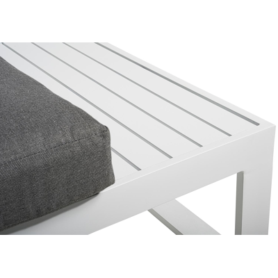 Caldela loungehoek in wit aluminium met grijs polyester kussens en loungetafel