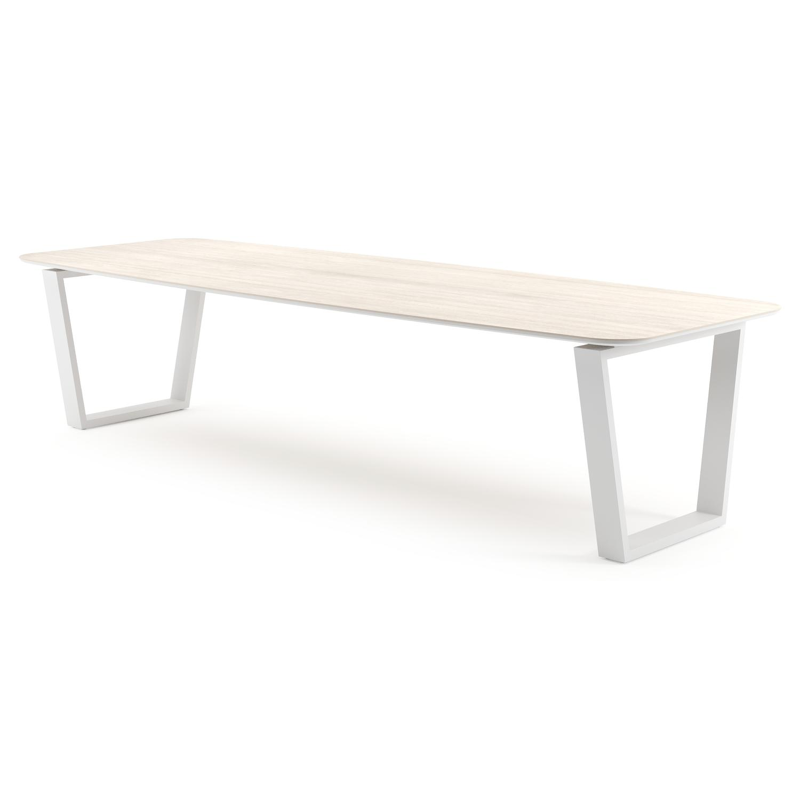 Table de jardin Pagino forme de bateau en aluminium blanc et céramique pleine Travertino Bianco - Lg. 315 x Lrg. 115 x Haut. 73 cm