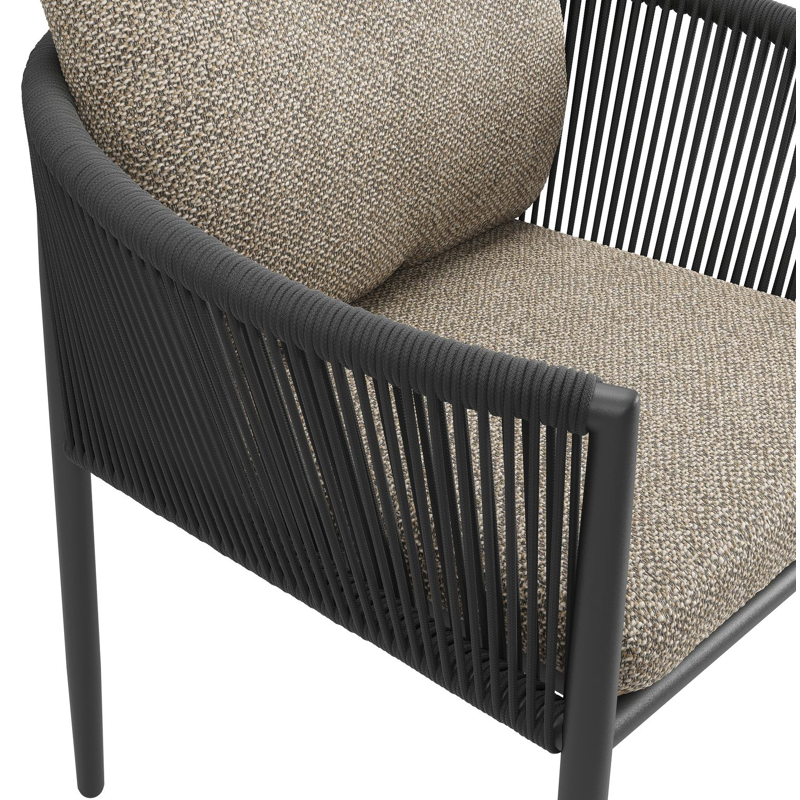 Organo tuinstoel in beige aluminium en beige verticaal geweven ronde rope met stoelkussen in All Weather Cosytica Madagascar Burch