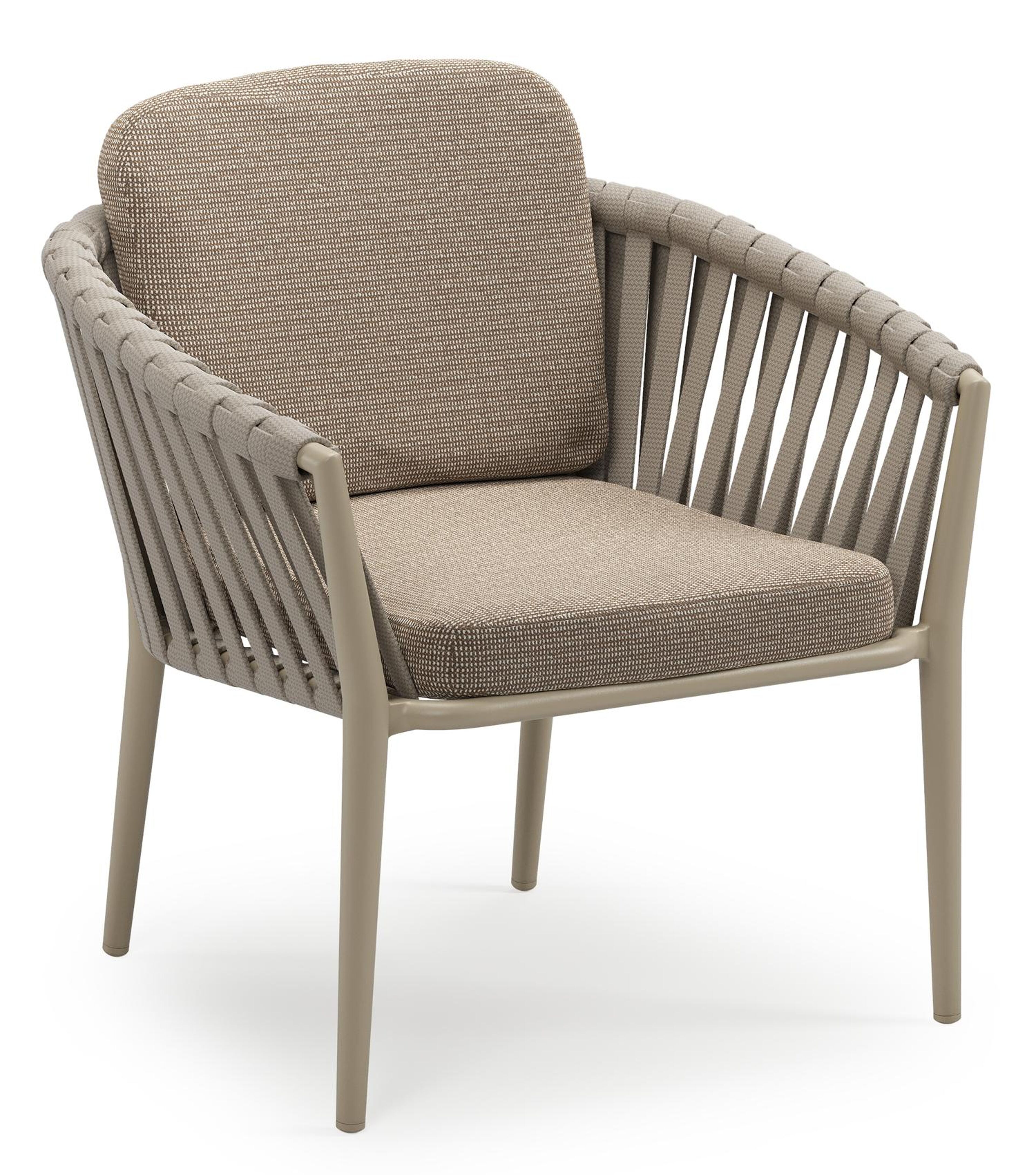 Orso low dining tuinstoel in beige aluminium en beige verticaal geweven luxe vlakke brede rope met stoelkussen in All Weather Solica Firenze Earth