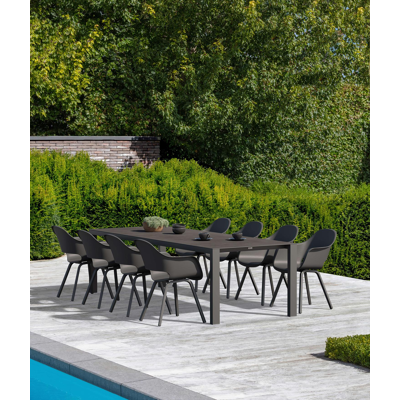 Trente tuinset in zwart aluminium en zwart volkeramiek tafelblad met 8 Artena tuinstoelen