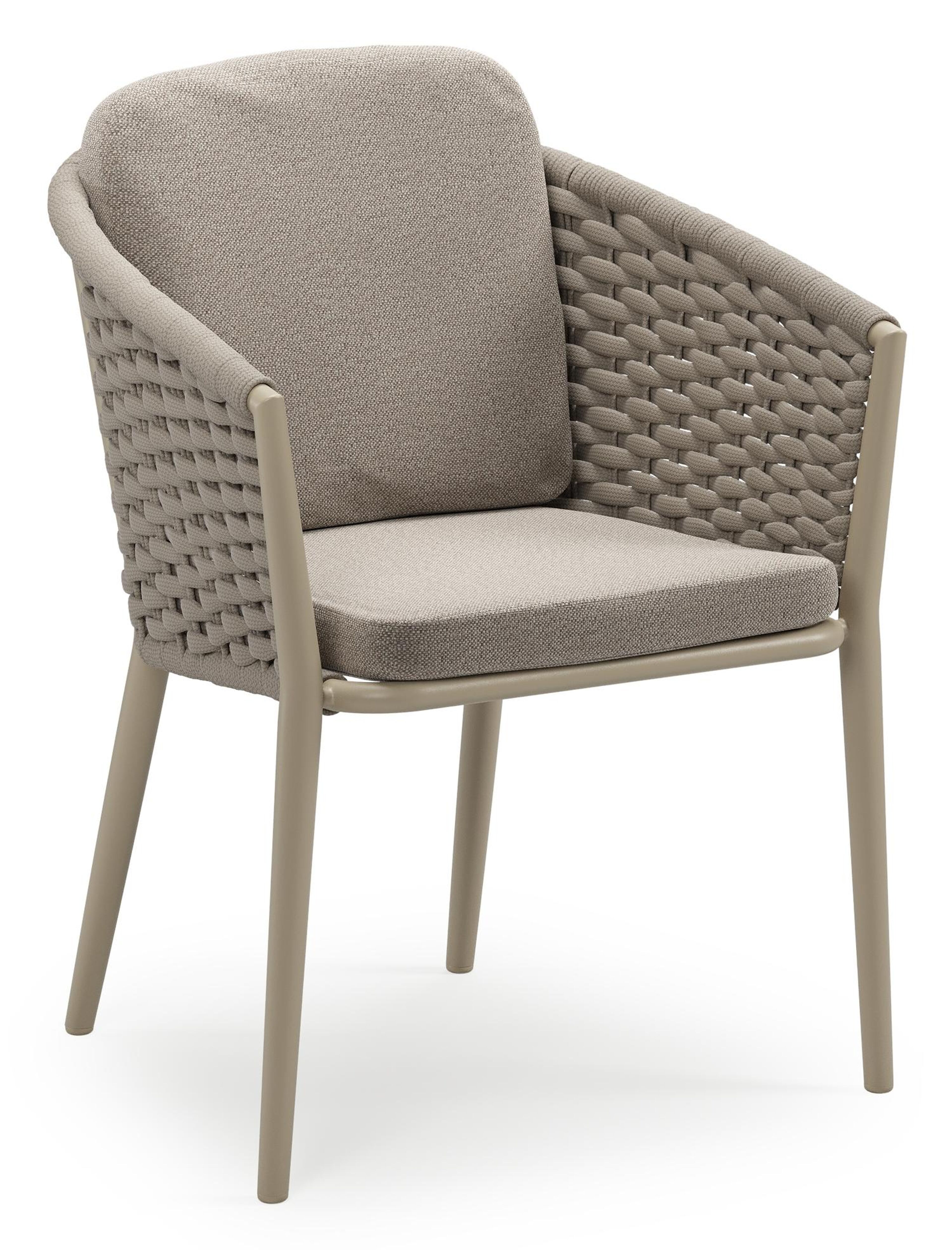 Orso stapelbare tuinstoel in beige aluminium en beige horizontaal geweven ronde rope met stoelkussen in All Weather Sunbrella® Luxe Savane Coconut