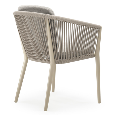 Orso tuinstoel in beige aluminium en beige verticaal geweven ronde rope met zitkussen in All Weather Solica Firenze Natural