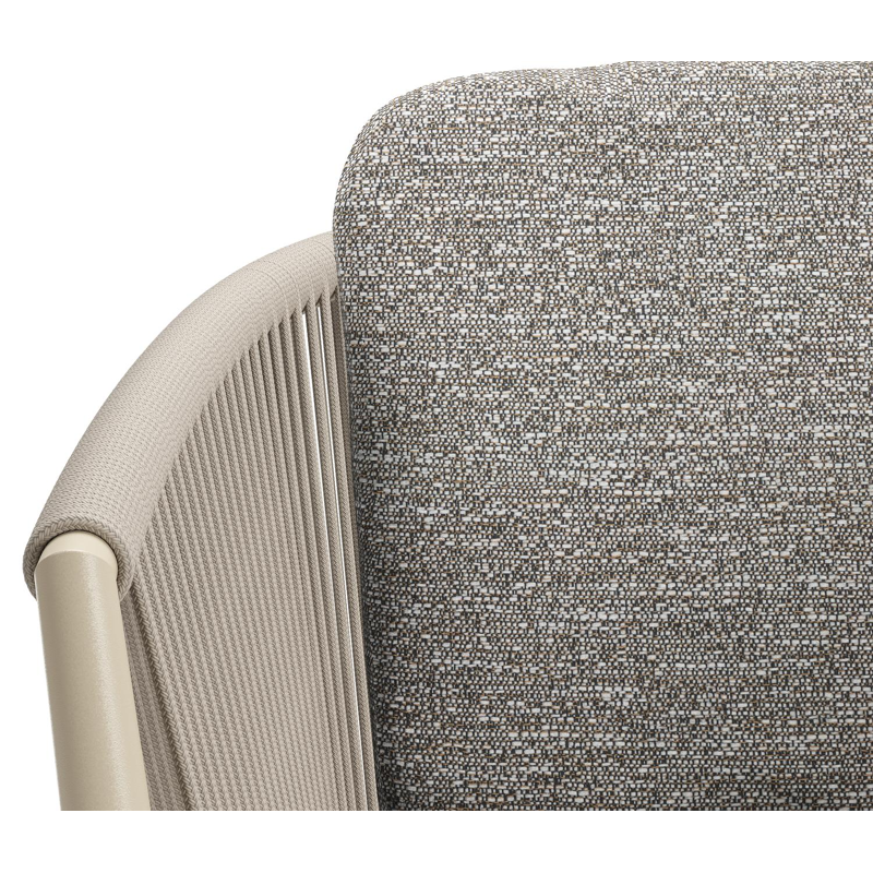 Orso tuinstoel in beige aluminium en beige verticaal geweven ronde rope met luxe zitkussen in All Weather Sunbrella® Luxe Tundra Pepper