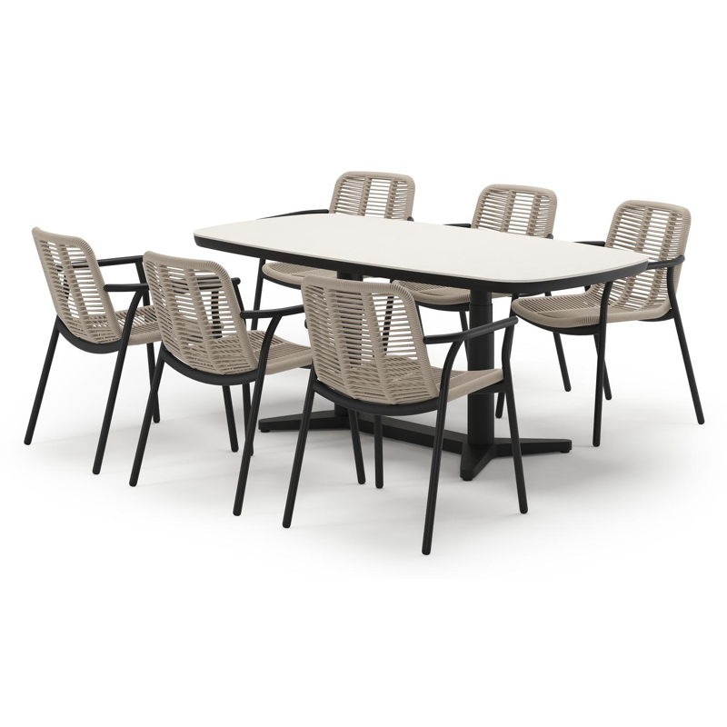 Tarsia tuinset bootvorm in zwart aluminium en sintered stone Crema minerale met 6 Berga tuinstoelen