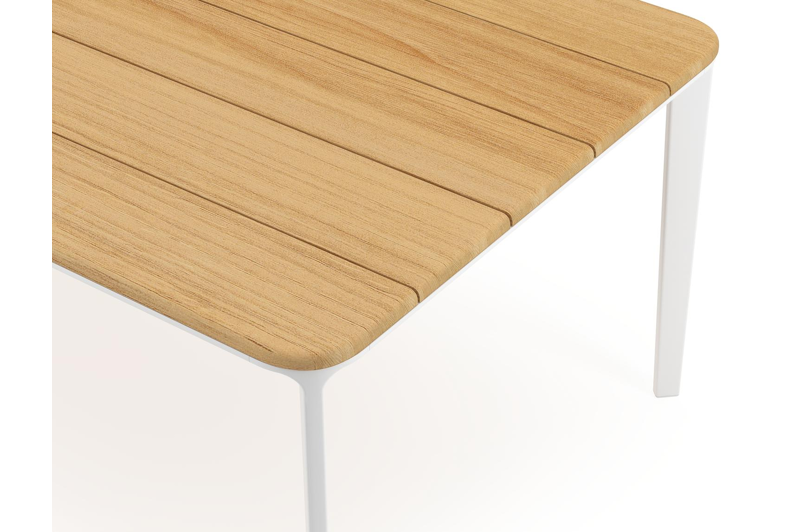 Urbino tuintafel rechthoekig afgerond in wit aluminium en teak -