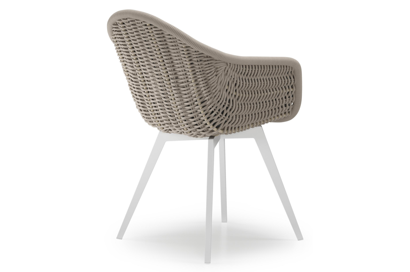 Pagino tuinstoel in wit aluminium en beige ronde wicker met kussen in natte charcoal chine all weather sunbrella® luxe