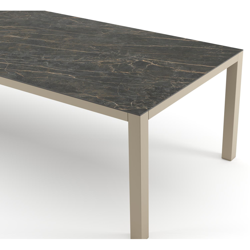 Table de jardin Como rectangulaire en aluminium beige et céramique pleine Black Obsession - Lg. 280 x Lrg. 110 x Haut. 73 cm