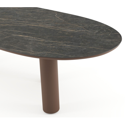 Table de jardin Amico organique en taupe aluminium et céramique pleine Black Obsession - Lg. 280 x Lrg. 120 x Haut. 73.5 cm