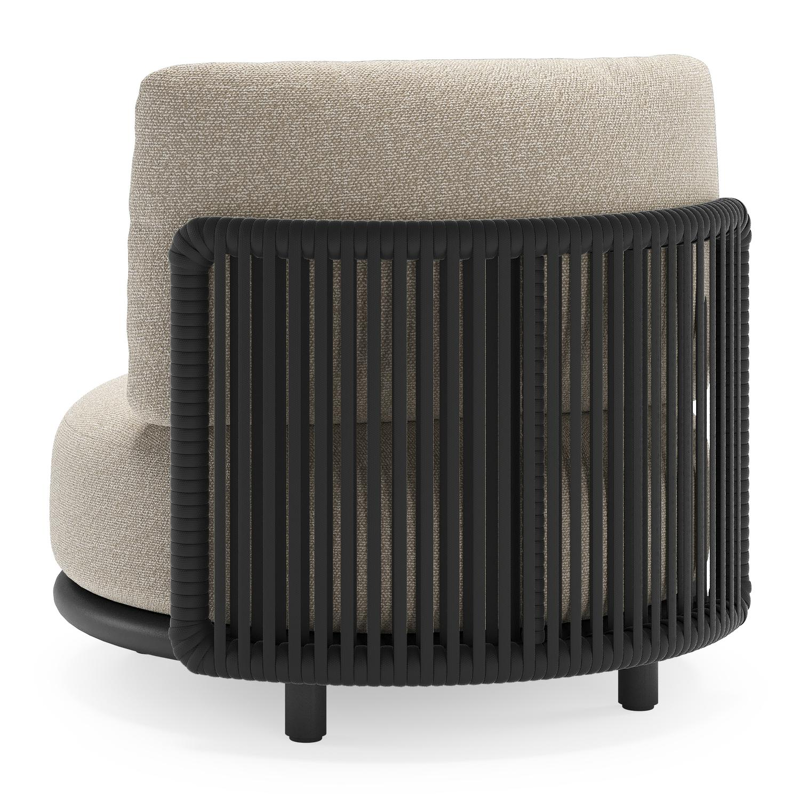 Lomano loungestoel in zwart aluminium en beige verticaal geweven luxe vlakke rope met marbella ecru all weather cosytica kussen