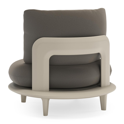 Bomero loungestoel in beige aluminium met natte carbon beige all weather sunbrella® luxe kussen
