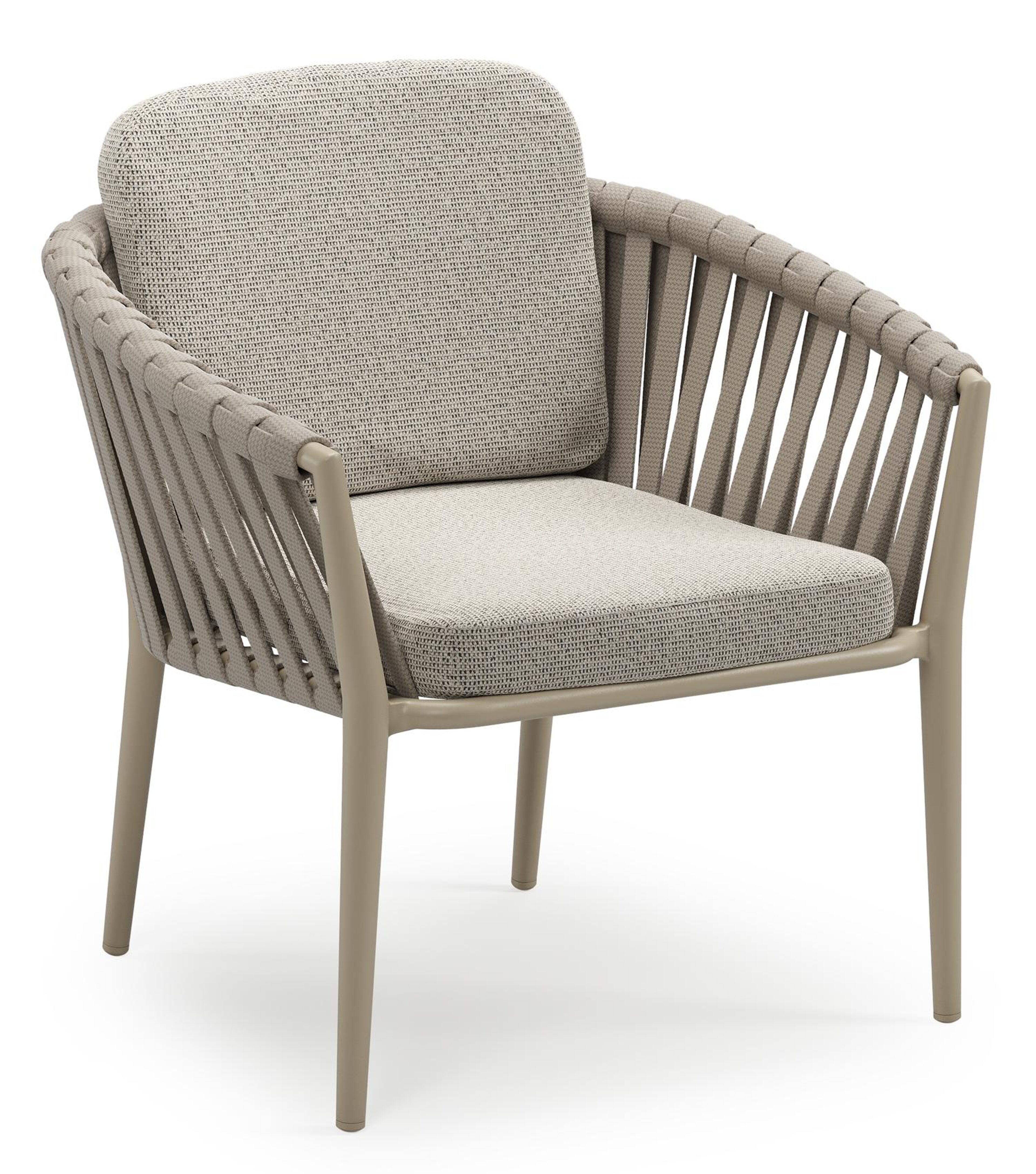 Orso low dining tuinstoel in beige aluminium en beige verticaal geweven luxe vlakke brede rope met stoelkussen in All Weather Solica Firenze Sand