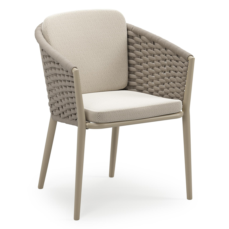 Orso stapelbare tuinstoel in beige aluminium en beige horizontaal geweven ronde rope met stoelkussen in All Weather Sunbrella® Luxe Lopi Marble
