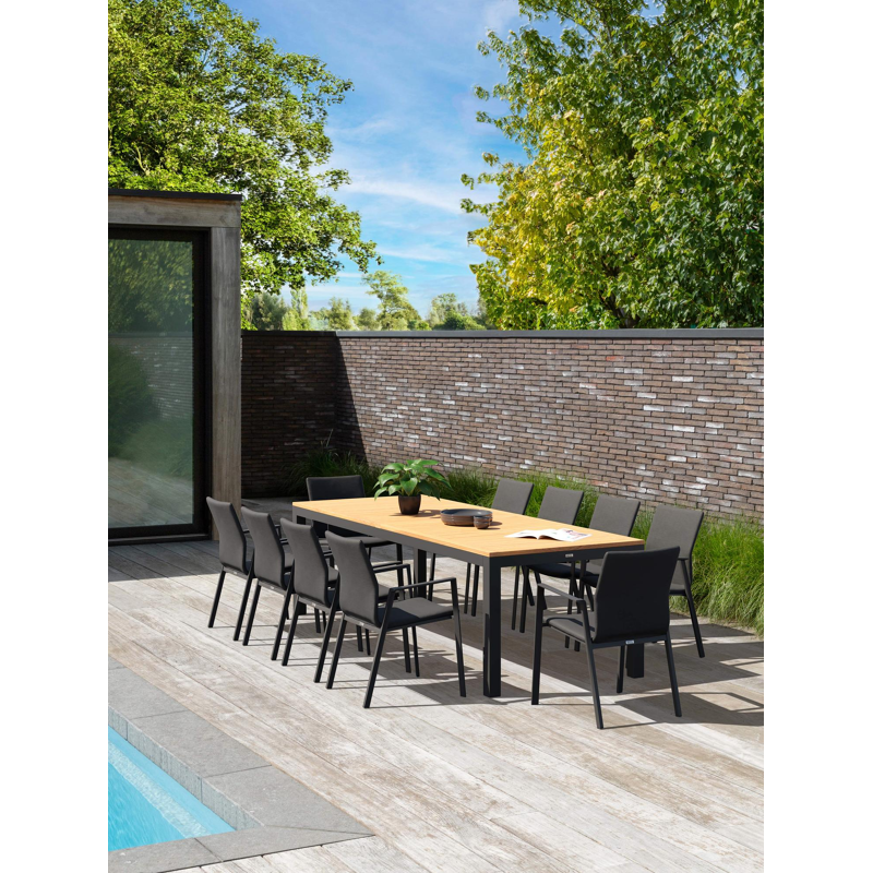 Varese tuinset in zwart aluminium en naturel teak tafelblad met 10 stapelbare Madura tuinstoelen