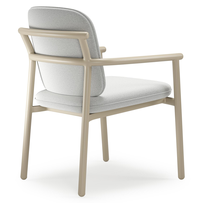 Bono stapelbare tuinstoel in beige aluminium met stoelkussen in All Weather Sunbrella® Luxe Natte Grey Chine