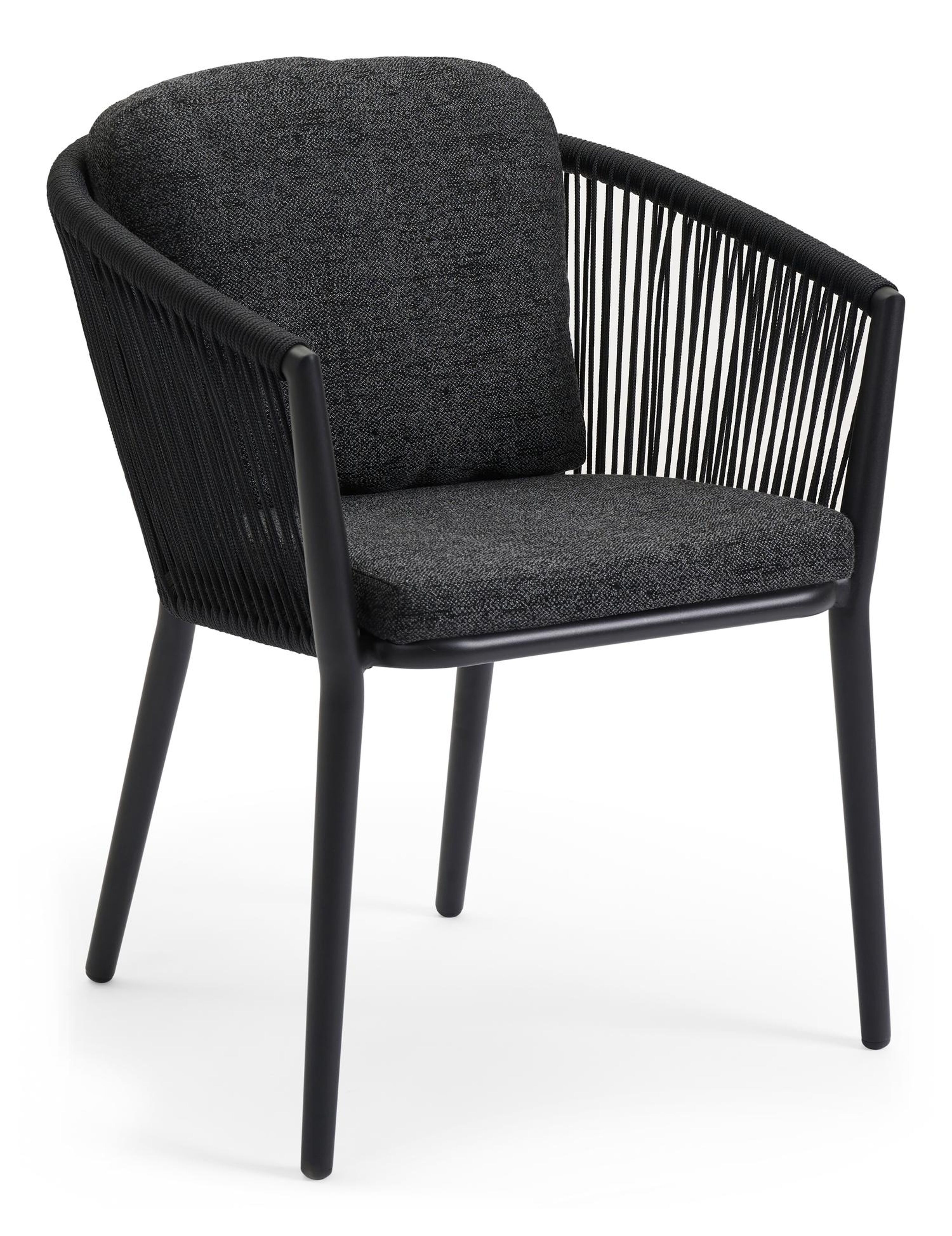 Orso tuinstoel in zwart aluminium en zwart verticaal geweven ronde rope met luxe zitkussen in All Weather Sunbrella® Luxe Chartres Sooty