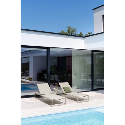 Cirello verstelbaar ligbed in beige aluminium en beige comfort textilene