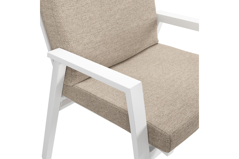 Leon tuinstoel in wit aluminium en beige textilene met kussen in Rustic Weather+ Softtouch