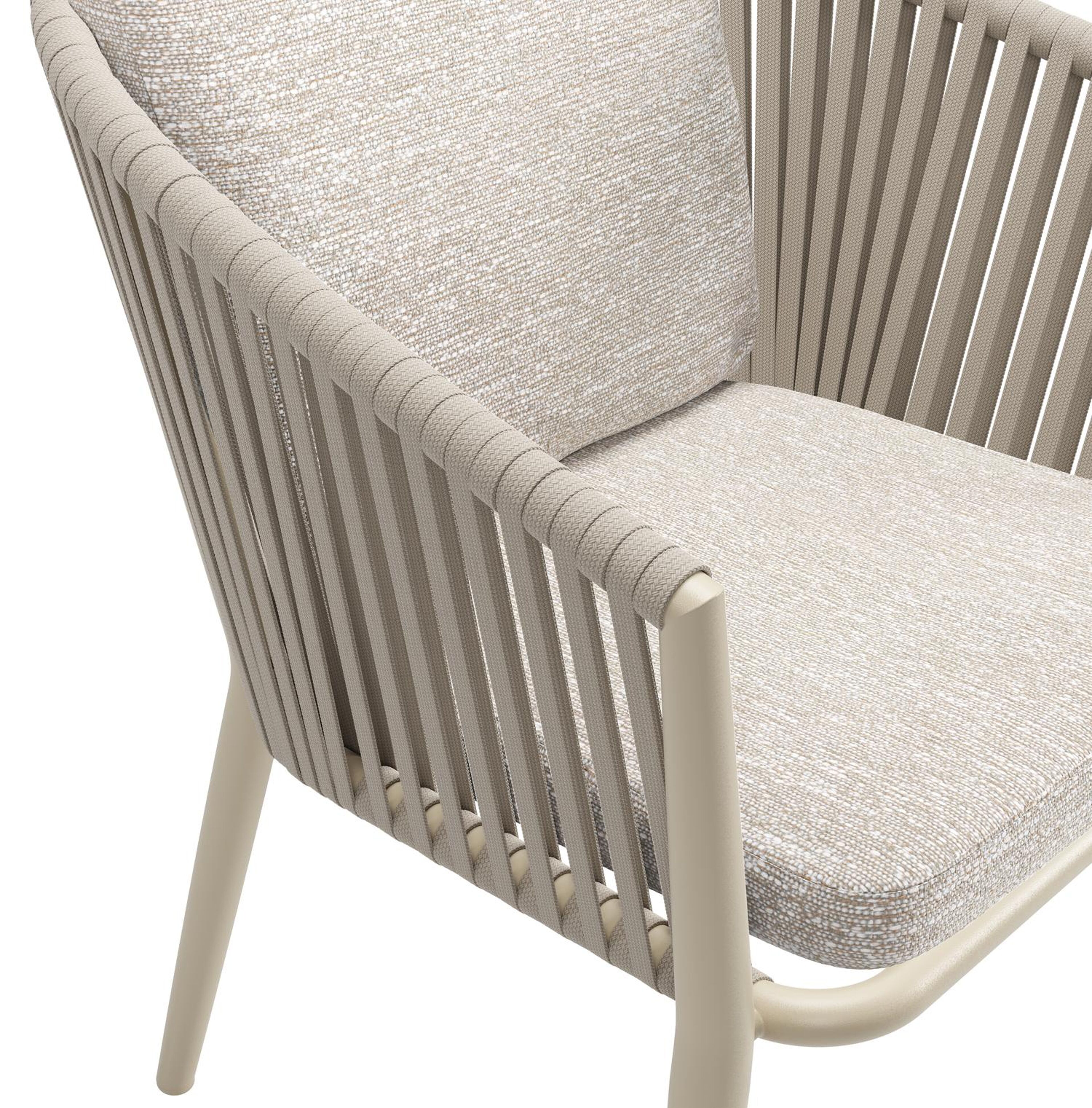Orso tuinstoel in beige aluminium en beige verticaal geweven vlakke rope met luxe zitkussen in All Weather Sunbrella® Luxe Tundra Sand